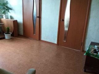 Продам четырехкомнатную квартиру пластиковые окна с мебелью фото 7 Красноярск