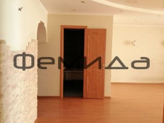 Продам 4 комнатную квартиру пластиковые окна с мебелью фото Красноярск