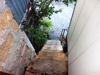 Продам однушку отдельный вход фото Ялта