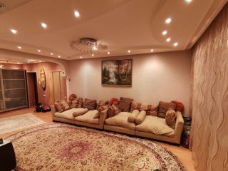 Продам трехкомнатную квартиру чистый подъезд документы в полном порядке фото Нижневартовск