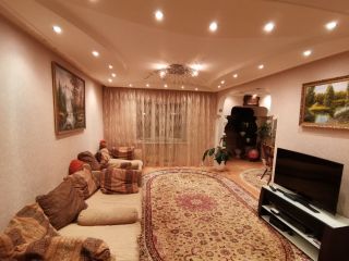 Продам трехкомнатную квартиру чистый подъезд документы в полном порядке фото 3 Нижневартовск