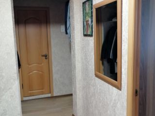 Продам 2 комнатную квартиру свежий ремонт в центре города фото Нижневартовск