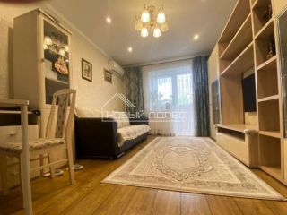 Продам трехкомнатную квартиру удобное расположение свежий ремонт фото 3 Альметьевск