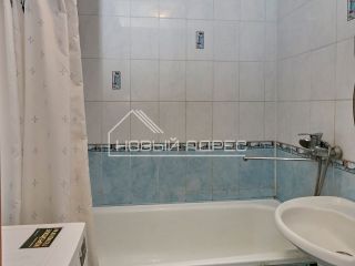 Продам трешку в центре города свежий ремонт фото 6 Альметьевск