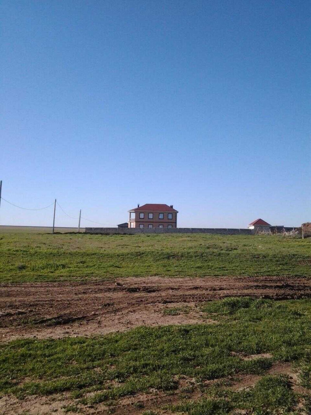 Село южное. Село Южное Крым. Село Южное Крым Ленинский район. Поселок Южный Ленинский район Крым. Крым Батальненское сельское поселение село Южное.