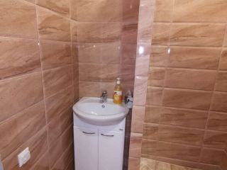 Продается двухкомнатная квартира кирпичный свежий ремонт фото 4 Краснодар