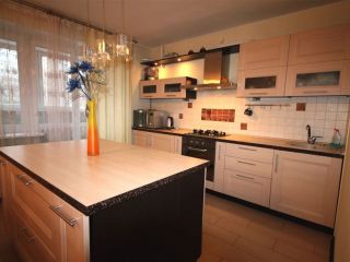 Продается 3 комнатная квартира видеонаблюдение пластиковые окна фото Владимир