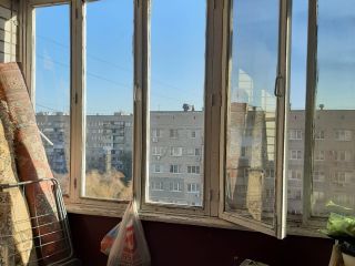 Продаю трешку установлены натяжные потолки хорошее состояние фото 12 Волгоград