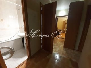 Продаю трехкомнатную квартиру хорошее состояние с мебелью фото 10 Ростов-на-Дону