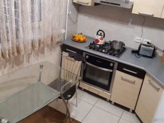 Продается 1 комнатная квартира в отличном состоянии с мебелью фото 3 Ростов-на-Дону