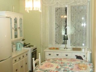 Сдам однокомнатную квартиру косметический ремонт есть документы посуточно фото 3 Москва