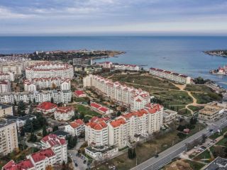 Продам трешку свежий ремонт с мебелью фото Севастополь