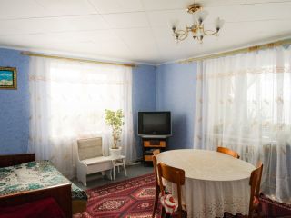 Продаю трешку ухоженный подъезд с мебелью фото Село Угловое