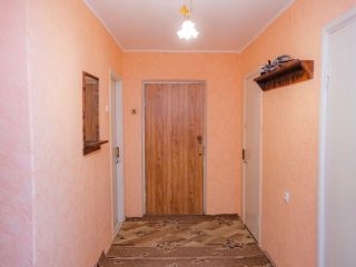 Продаю трешку ухоженный подъезд с мебелью фото 14 Село Угловое