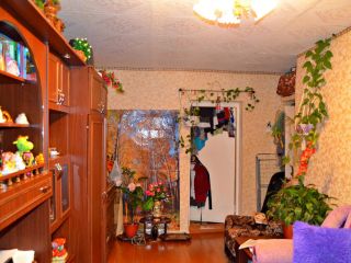 Продаю трехкомнатную квартиру пластиковые окна с мебелью фото 2 Красная Горбатка