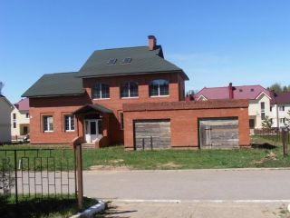 Продаю кирпичный дом с коммуникациями есть документы фото Деревня Жуковка