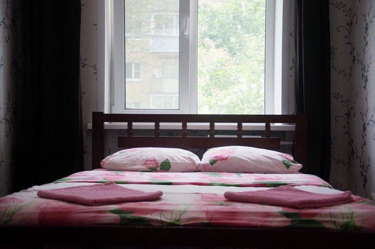 Снять дом в твери на сутки. Тверь садовый переулок 16. Садовый переулок 7. Снять квартиру в Твери посуточно. Квартиры в Твери снять посуточно недорого.