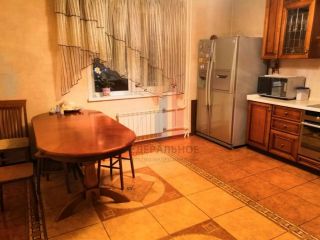 Продается трехкомнатная квартира с мебелью видеонаблюдение фото 2 Кемерово