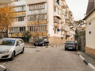 Продается двухкомнатная квартира есть документы фото 8 Севастополь