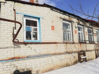 Продам кирпичный дом отдельный вход фото Рейник
