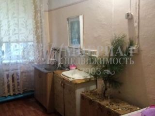 Продаю двухкомнатную квартиру установлены натяжные потолки с мебелью фото 3 Находка