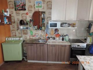 Продаю двухкомнатную квартиру установлены натяжные потолки с мебелью фото 9 Находка