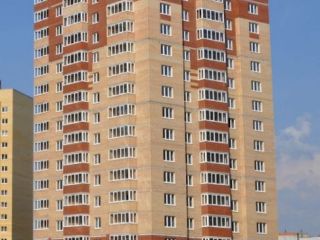 Продам однушку чистый подъезд установлены натяжные потолки фото Тюмень