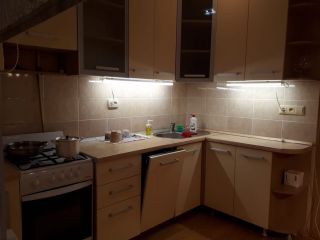 Сдаю двухкомнатную квартиру косметический ремонт с мебелью новая сантехника фото 2 Радужный