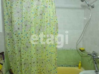 Продается четырехкомнатная квартира установлены пластиковые окна с коммуникациями фото 16 Севастополь