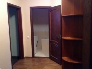 Сдам однокомнатную квартиру косметический ремонт с мебелью на длительный срок фото 3 Ейск