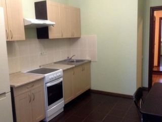 Сдается 1 комнатная квартира косметический ремонт в отличном состоянии с мебелью фото 2 Рязань