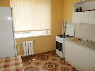 Сдаю однокомнатную квартиру косметический ремонт с мебелью фото 3 Соликамск