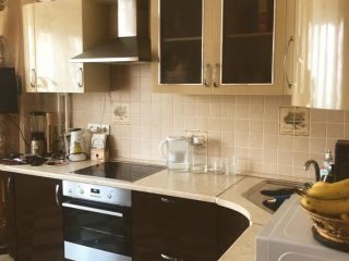 Сдаю однушку косметический ремонт с мебелью фото 6 Карасук