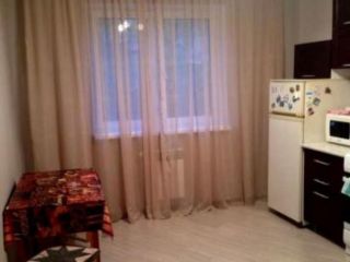 Сдам однушку косметический ремонт с мебелью на длительный срок фото 3 Ковдор