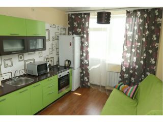 Сдается 1 комн. квартира косметический ремонт с мебелью на длительный срок фото Семикаракорск