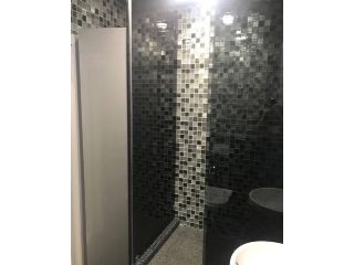 Сдаю однушку косметический ремонт с мебелью фото 3 Красноуральск