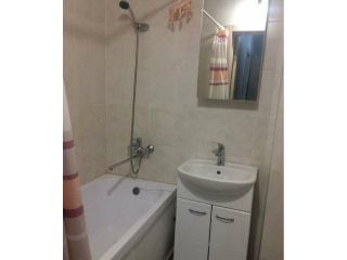 Сдается однокомнатная квартира с индивидуальным отоплением косметический ремонт с мебелью фото 3 Рославль