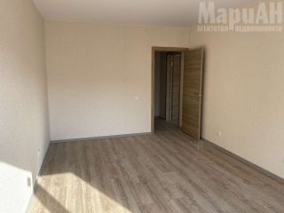 Продаю двухкомнатную квартиру установлены натяжные потолки фото 2 Воронеж