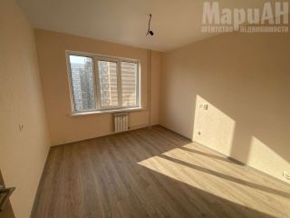 Продаю двухкомнатную квартиру установлены натяжные потолки фото 3 Воронеж