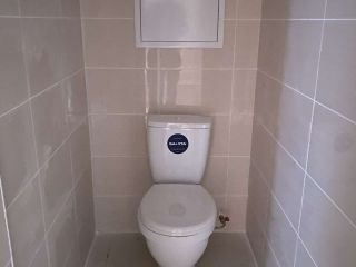 Продам трехкомнатную квартиру установлены натяжные потолки фото 8 Воронеж