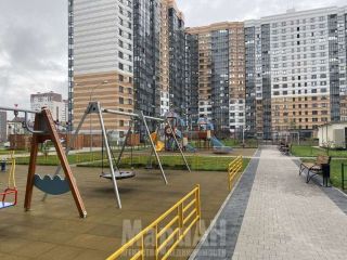 Продам трехкомнатную квартиру установлены натяжные потолки фото 11 Воронеж