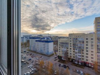 Продаю трехкомнатную квартиру в отличном состоянии пластиковые окна фото 19 Нижневартовск