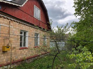 Продаю кирпичный дом необходима реконструкция с плодоносящим садом рядом асфальт фото Балашиха