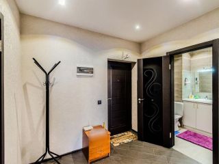 Сдаю 1 комнатную квартиру шикарный ремонт на длительный срок с мебелью фото 9 Губкин