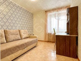 Продается 2 комн. квартира чистый подъезд документы в полном порядке фото Северск