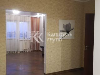 Продаю 4 комнатную квартиру установлены натяжные потолки в центре города фото 4 Тюмень