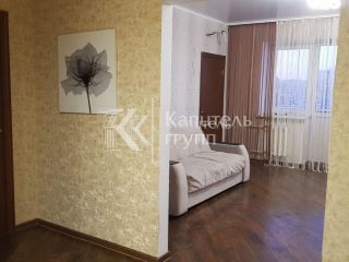 Продаю 4 комнатную квартиру установлены натяжные потолки в центре города фото 5 Тюмень