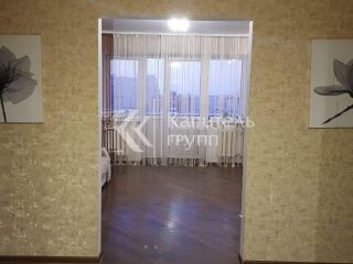 Продаю 4 комнатную квартиру установлены натяжные потолки в центре города фото 6 Тюмень