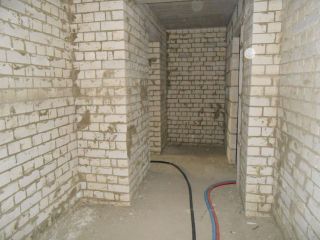 Продается двухкомнатная квартира с коммуникациями установлены пластиковые окна фото 5 Саратов