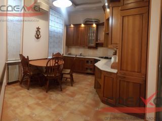 Продается трехкомнатная квартира под охраной документы в полном порядке фото 2 Севастополь